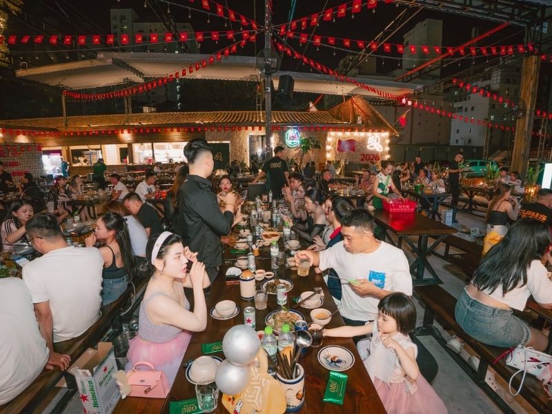 he thong am thanh nha hang beergarden pearller ce12 (8)