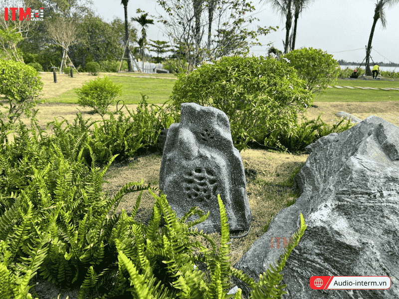 loa sân vườn hl 817 (3)