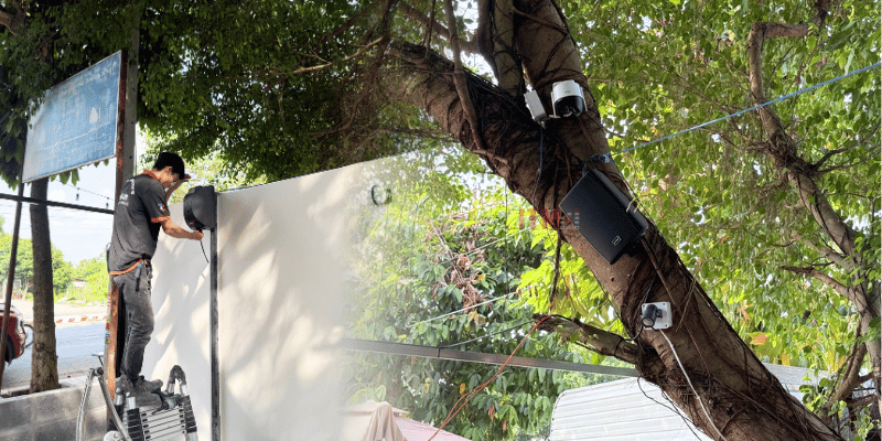 1Loa cho nha hang san vuon