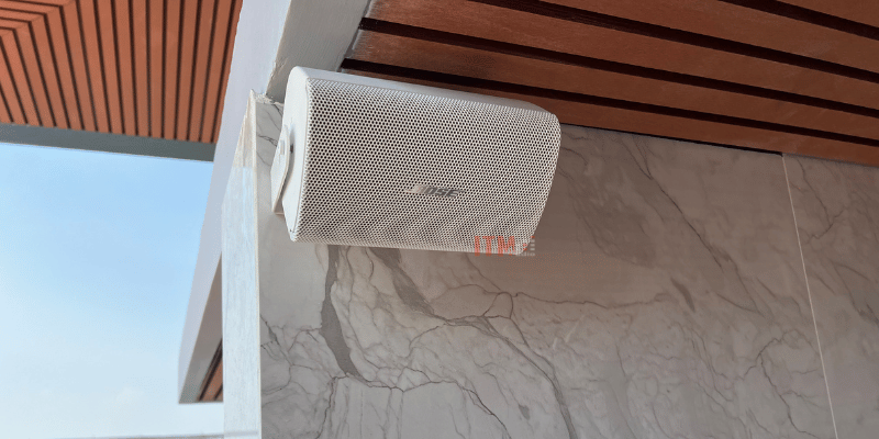 2loa treo tuong gia re