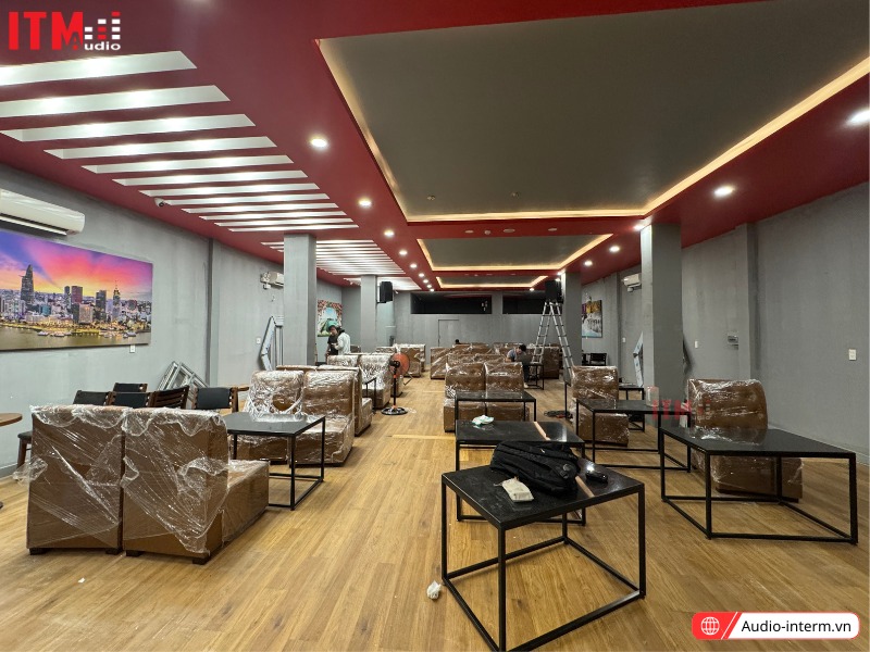 loa treo tường cho quán cafe (2)