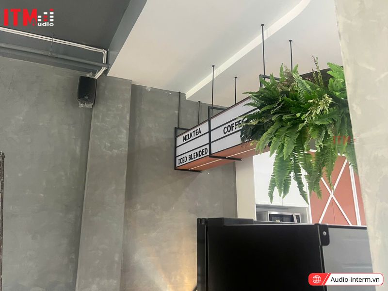 loa treo tường cho quán cafe (4)