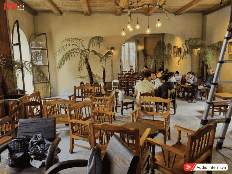 hệ thống âm thanh quán cafe (8)