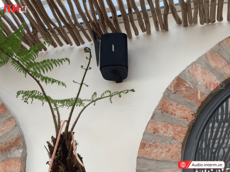 loa treo tường cho nhà hàng cafe (2)