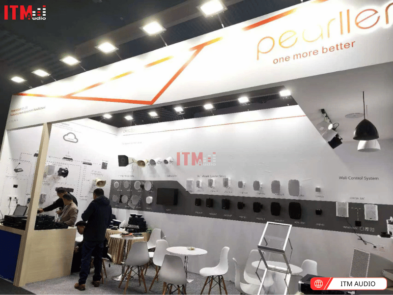 Trưng bày thiết bị