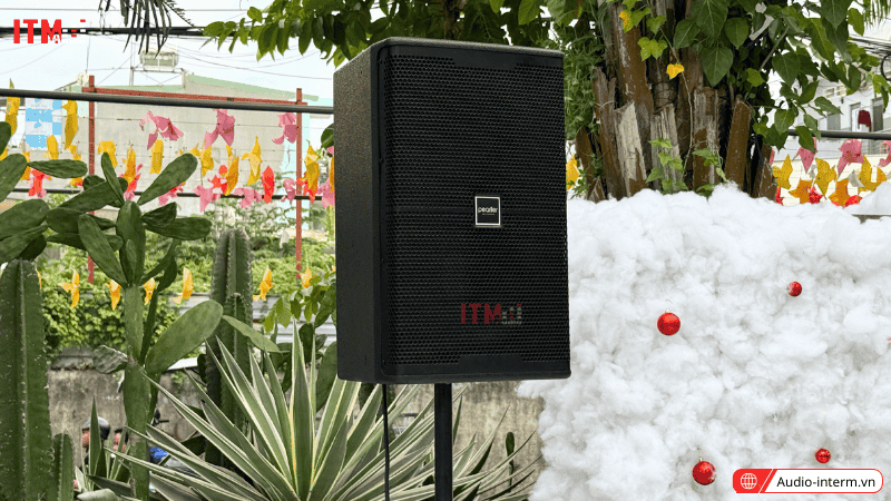 dàn acoustic cho quán cafe ngoài trời (3)