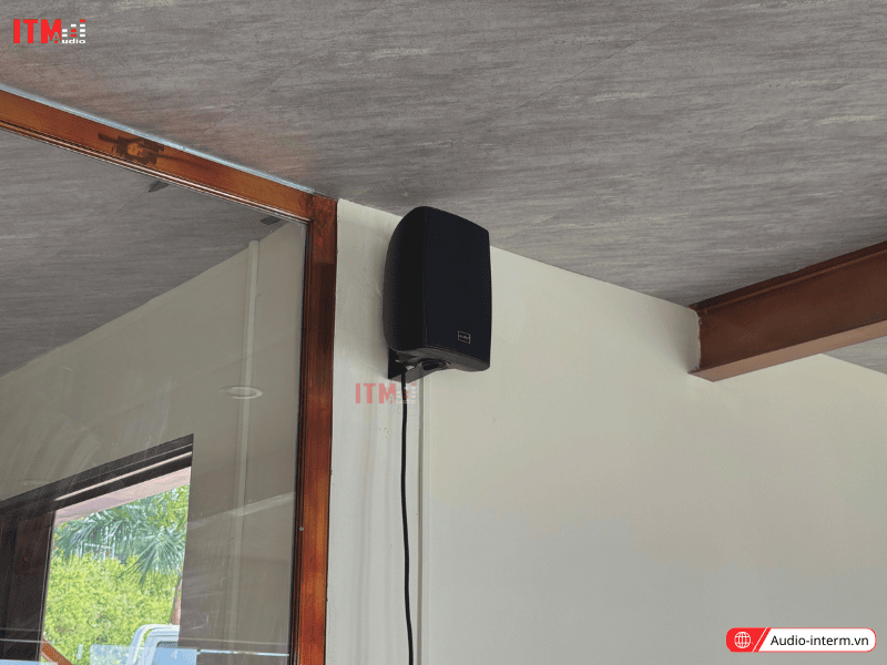 dàn âm thanh quán cafe sân vườn (13)