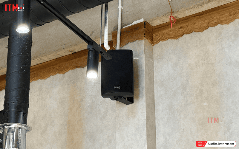 loa treo tường pearller cho nhà hàng (3)