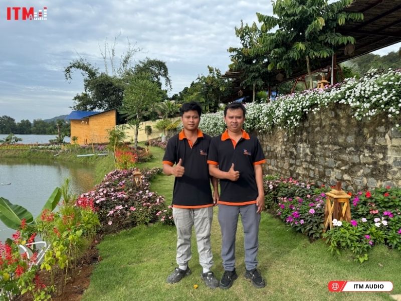 loa ngoai troi quan cafe (2)