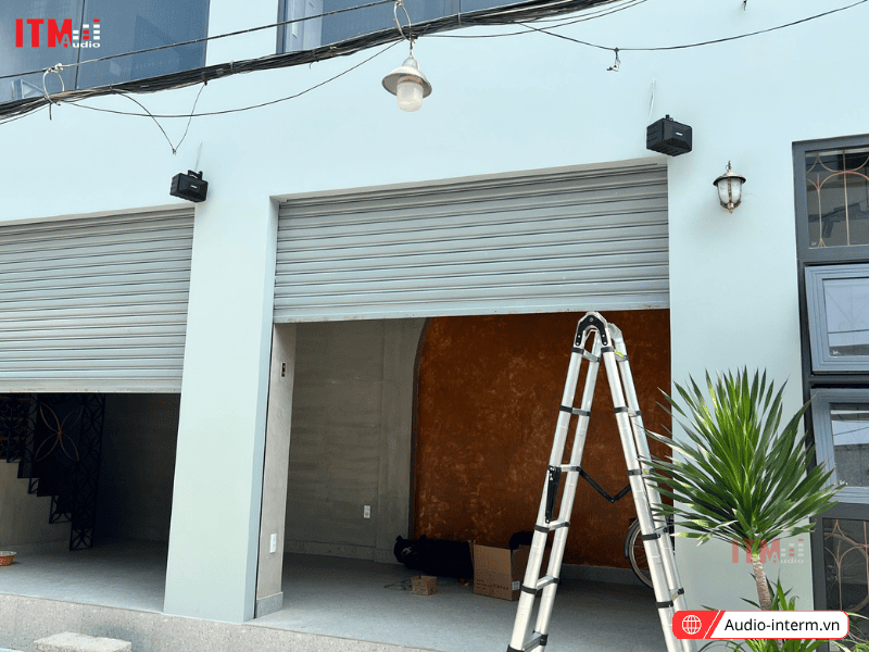 loa quán cafe sân vườn (7)